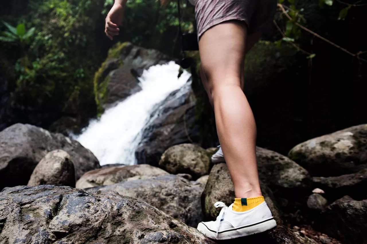 Learn how humidity affects vein health and discover practical strategies to prevent swelling, reduce discomfort, and maintain healthy circulation in hot, humid environments.